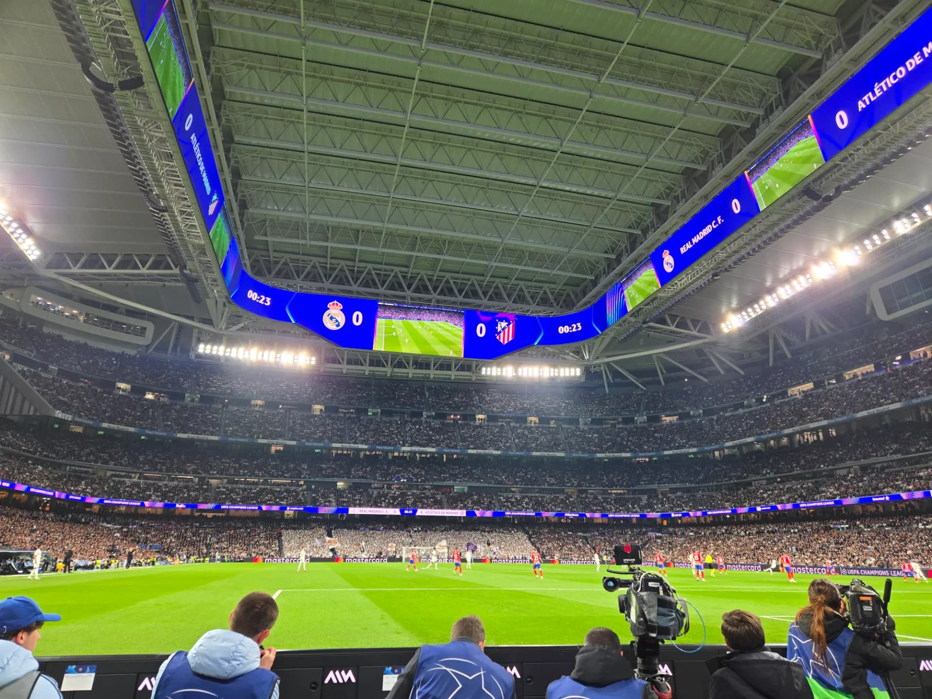 Santiago Bernabéu Goal Lower GRADA BAJA F. NORTE - 21 Row 0024 · Seat number 0003